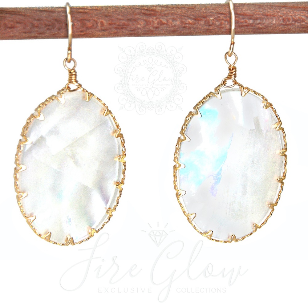 Mother of Pearl Style Oval Gold Tone Earrings - Picture 11 of 16